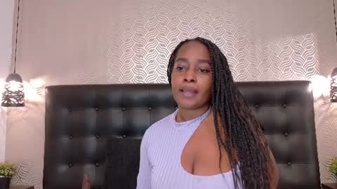 naiaramasson_ online show from 07/07/26, 11:58