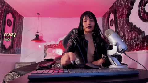 Naila online show from 12/28/24, 05:25
