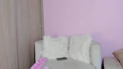      online show from 01/04/25, 05:27