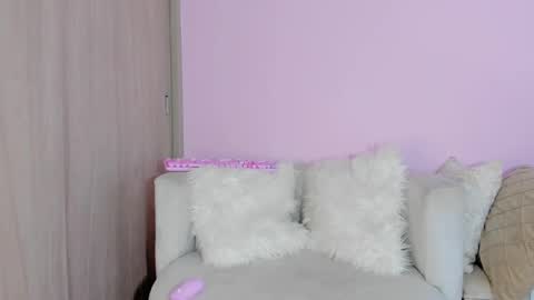      online show from 02/06/25, 05:09