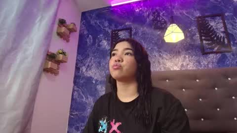 Snapshot of naileth_ chatting on 12/03/25, 12:07 NAILETH online show from 12/03/25, 12:07