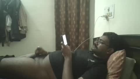 Snapshot of nairanandu28 chatting on 03/27/26, 08:09 NAIRANANDU28 online show from 03/27/26, 08:09