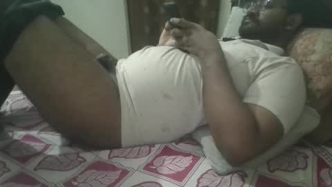 Snapshot of nairanandu28 chatting on 04/17/26, 04:04 NAIRANANDU28 online show from 04/17/26, 04:04