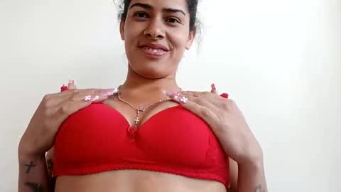 nairobi8 online show from 10/21/25, 03:57