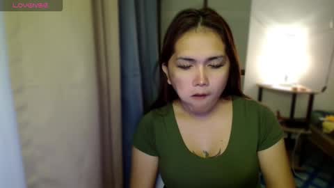 Snapshot of naisha143 chatting on 10/08/25, 10:18 MARY MAE online show from 10/08/25, 10:18