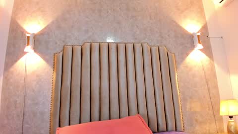 Naisha Rousell online show from 12/21/24, 03:53