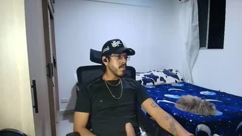 Snapshot of naitsihrc chatting on 12/04/25, 09:29 Nait online show from 12/04/25, 09:29