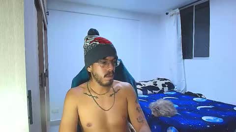 Snapshot of naitsihrc chatting on 12/14/25, 12:38 Nait online show from 12/14/25, 12:38