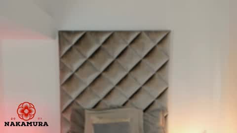 INSTAGRAM  m2221     online show from 11/30/25, 02:37