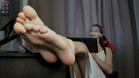 Asy no face  online show from 10/01/25, 11:16