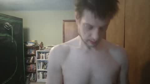 Snapshot of nakedcav chatting on 01/18/26, 02:32 NakedClown online show from 01/18/26, 02:32