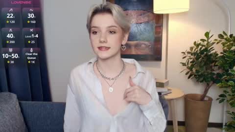 Kate online show from 11/26/25, 01:01