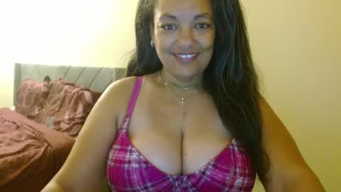 Snapshot of nala_thickk chatting on 12/09/24, 12:08 Nala Thickk online show from 12/09/24, 12:08