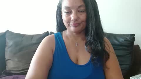 Snapshot of nala_thickk chatting on 10/27/25, 06:23 Nala Thickk online show from 10/27/25, 06:23