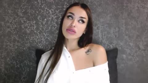 Snapshot of name666999 chatting on 11/03/25, 05:03 Lady online show from 11/03/25, 05:03