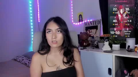 nami_white online show from 10/26/25, 05:41