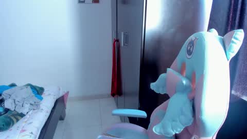Snapshot of namibecker chatting on 01/22/25, 07:03 Nami online show from 01/22/25, 07:03