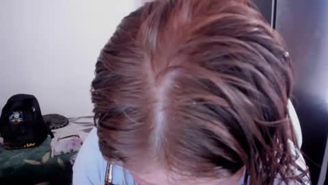 Snapshot of namibecker chatting on 02/04/25, 01:38 Nami online show from 02/04/25, 01:38