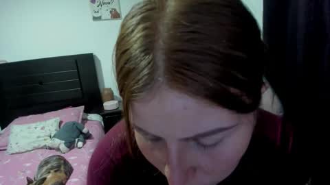 Snapshot of namibecker chatting on 11/12/25, 09:25 Nami online show from 11/12/25, 09:25