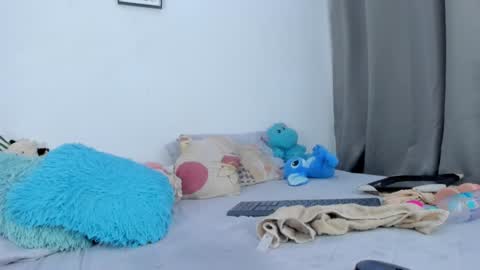 Snapshot of namibergman_ chatting on 01/15/25, 01:34 N A M I - OF namibergmant online show from 01/15/25, 01:34