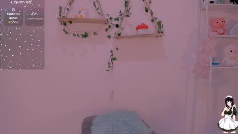 Snapshot of namibergman_ chatting on 10/25/25, 11:54 N A M I - OF namibergmant online show from 10/25/25, 11:54