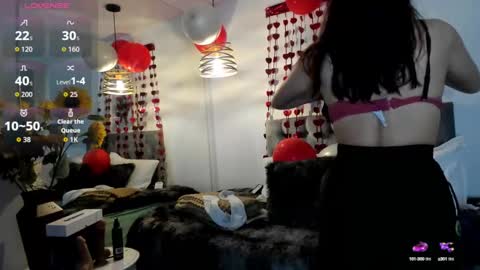 nami online show from 09/19/25, 07:47