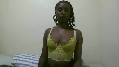 nana2095 online show from 07/01/26, 11:37