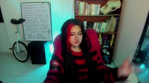 nana_cirkus online show from 02/14/25, 06:23