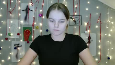 Nana online show from 11/12/25, 09:10