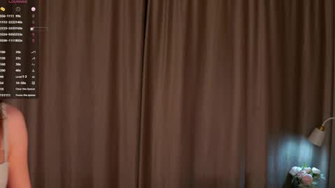 Kiana online show from 05/24/26, 07:13
