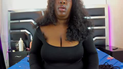 Snapshot of nanami2 chatting on 01/21/25, 11:13 Nanami  online show from 01/21/25, 11:13