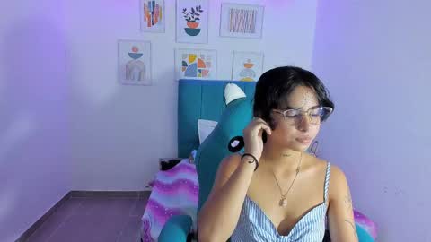 nanami_owo online show from 10/13/25, 03:39