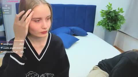 Maeve online show from 10/19/25, 02:56