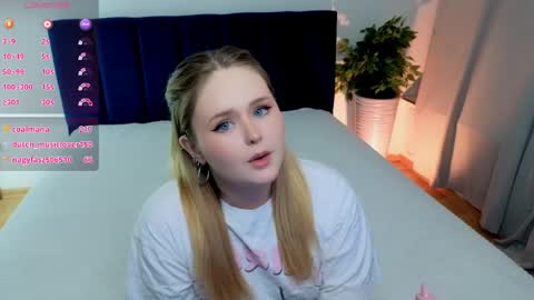 Snapshot of nanami_v02 chatting on 04/04/26, 08:39 Maeve online show from 04/04/26, 08:39