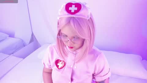 NanaOsaky online show from 09/24/25, 12:19