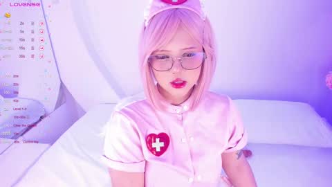 NanaOsaky online show from 10/20/25, 12:05