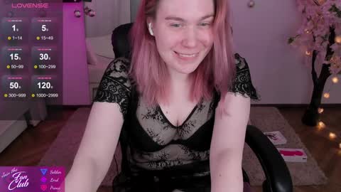 Snapshot of nancy_sun_ chatting on 12/18/24, 02:38 Nancy online show from 12/18/24, 02:38