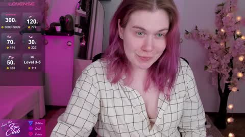 Snapshot of nancy_sun_ chatting on 01/03/25, 06:14 Nancy online show from 01/03/25, 06:14