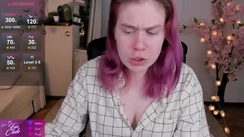 Snapshot of nancy_sun_ chatting on 01/04/25, 11:22 Nancy online show from 01/04/25, 11:22