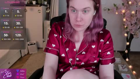 Snapshot of nancy_sun_ chatting on 01/10/25, 05:34 Nancy online show from 01/10/25, 05:34