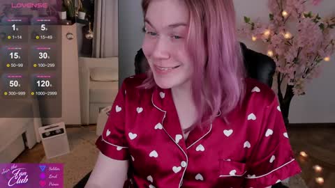 Snapshot of nancy_sun_ chatting on 01/12/25, 02:09 Nancy online show from 01/12/25, 02:09