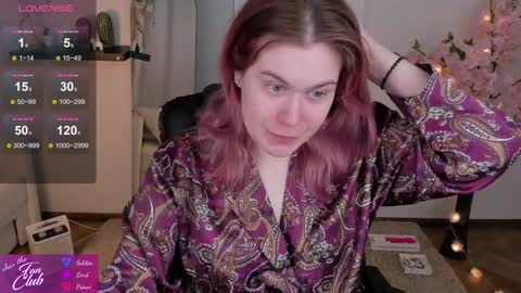 Snapshot of nancy_sun_ chatting on 01/16/25, 11:15 Nancy online show from 01/16/25, 11:15