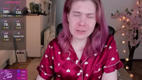 Snapshot of nancy_sun_ chatting on 01/23/25, 12:19 Nancy online show from 01/23/25, 12:19