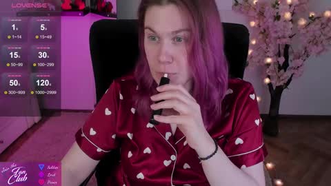 Snapshot of nancy_sun_ chatting on 02/14/25, 02:23 Nancy online show from 02/14/25, 02:23