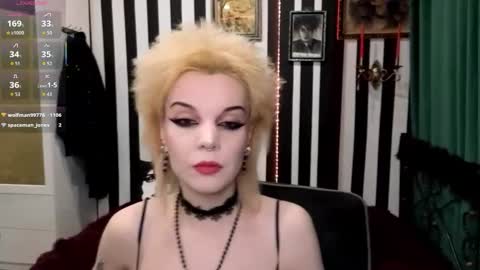 Nancy online show from 10/26/25, 09:42