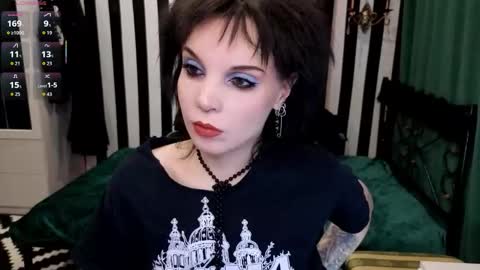 Snapshot of nancyaddams chatting on 11/21/25, 03:38 Nancy online show from 11/21/25, 03:38