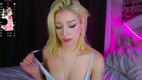 Sally Blonde  Katrinbrown online show from 10/01/25, 05:35