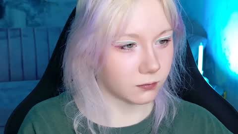 nancymartinez online show from 12/11/24, 05:10