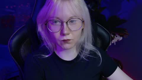 nancymartinez online show from 12/16/24, 05:17