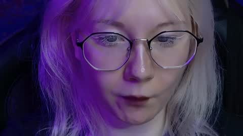 nancymartinez online show from 12/16/24, 02:27
